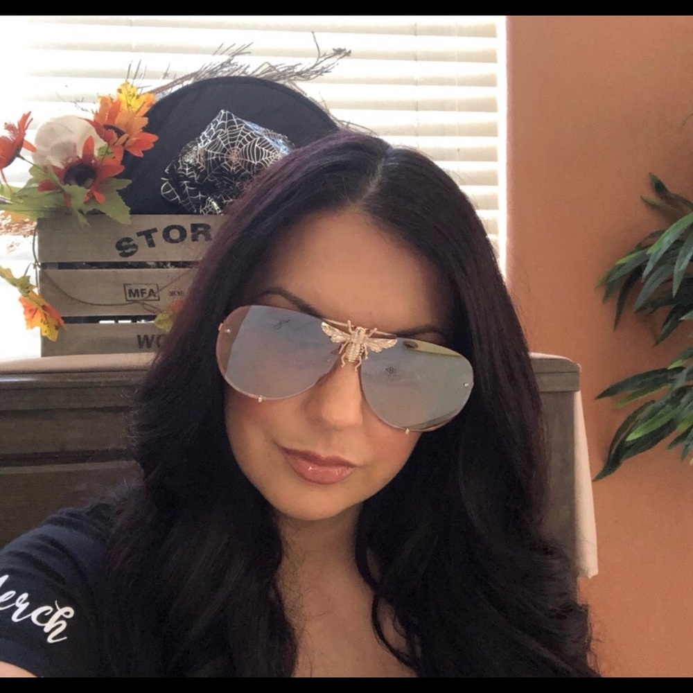 Pink tint glasses